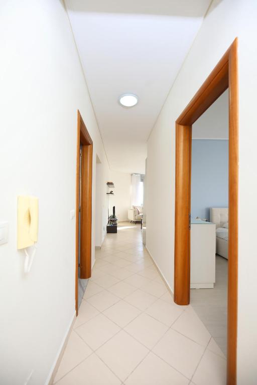 Inner City Hub, Vlorë