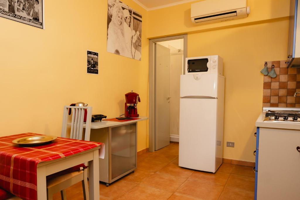Studio House da Pasolini a Mastroianni - 4
