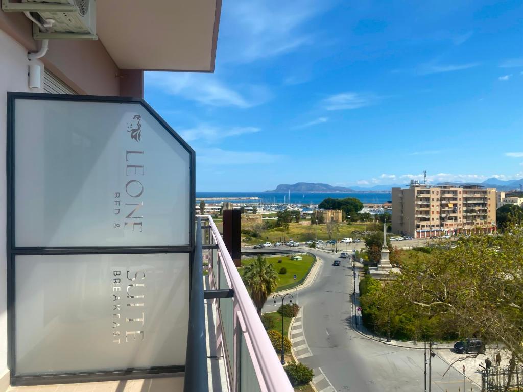 Leone Suite View & Restaurant - 5