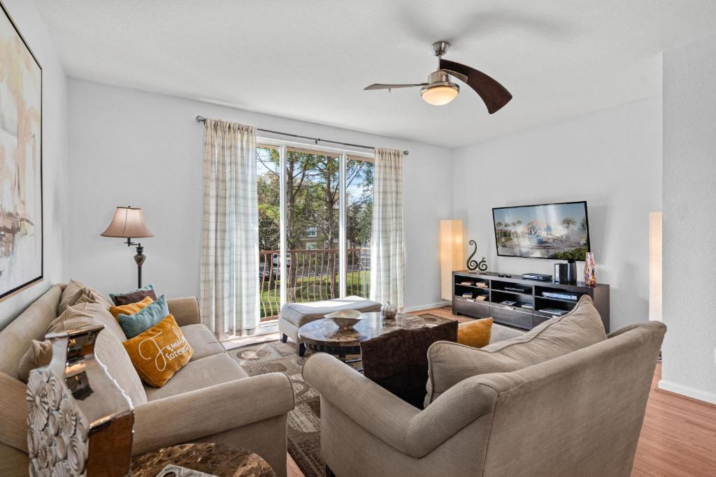 Comfortable 3BR Near Convention Center & Epic Park, Orlando