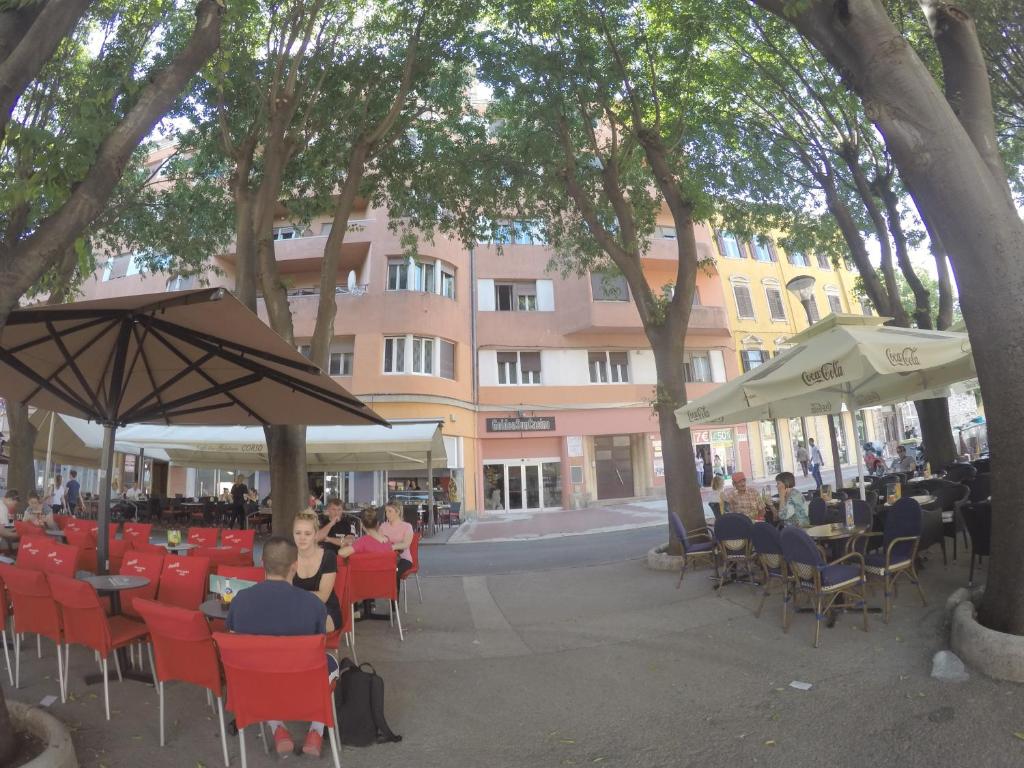 D&A Center Apartments with FREE Parking photo