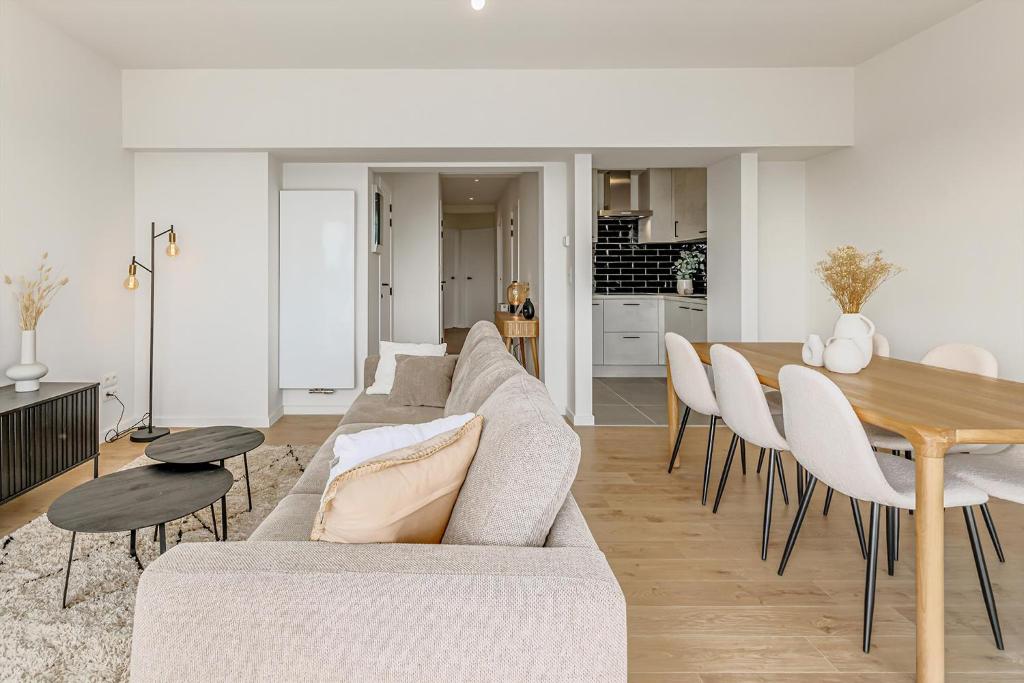 Caravelle 0401, De Panne