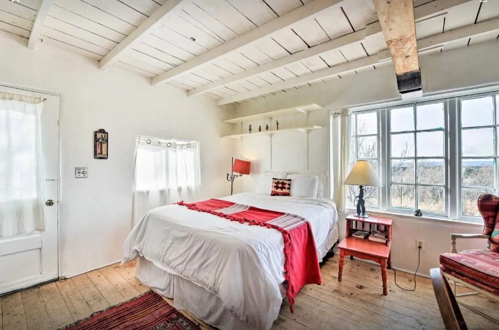 Taos Goji Farm & Eco-Lodge Retreat，位于Arroyo Seco的酒店