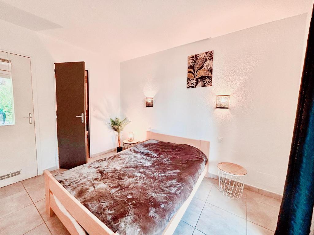 Appartement calme avec jardin privatif - 3 - - 3
