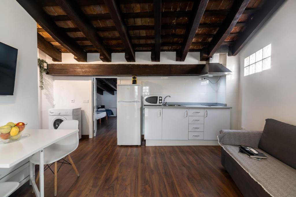 Murillo Attic, Valencie