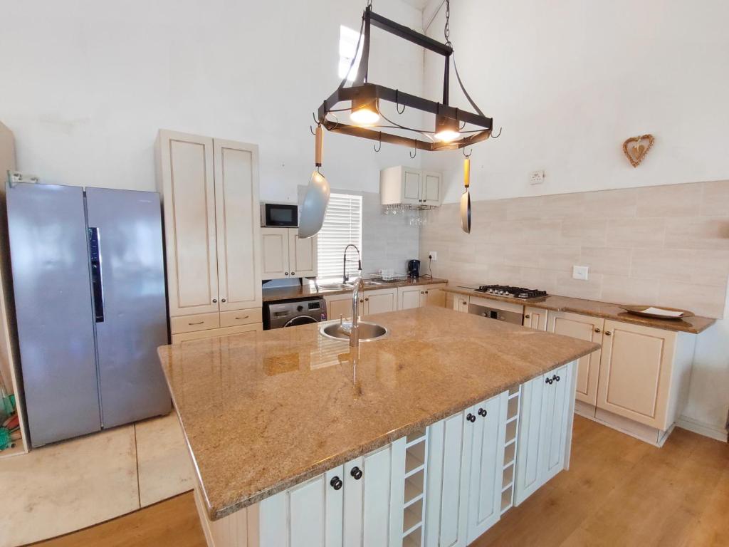 SeaSide Escape, Britannia Bay