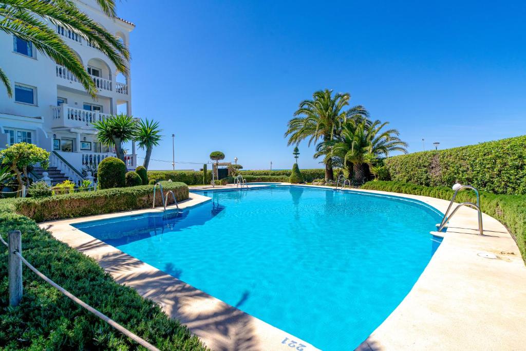 Stella Maris Beachfront 2J by Casasol - 5