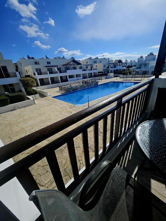 Pool view studio, shaded balcony, Pegeia