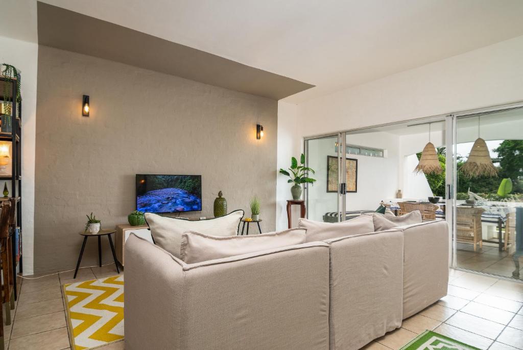 Santorini Akrotiri 5, Ballito