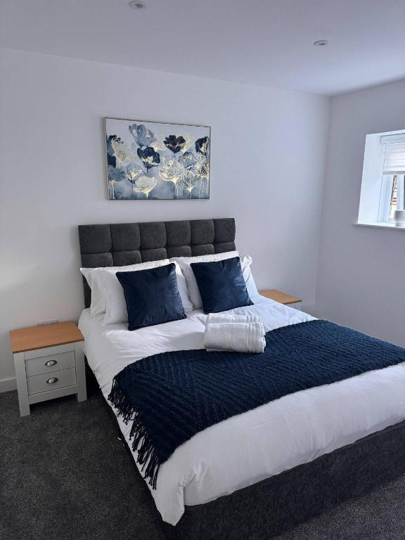 Hull 1-Bed Apt Sleeps 4 with Wi-Fi, Hull