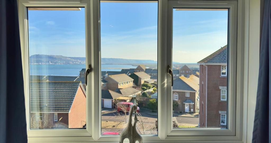 Chalkhill View, Weymouth photo 6