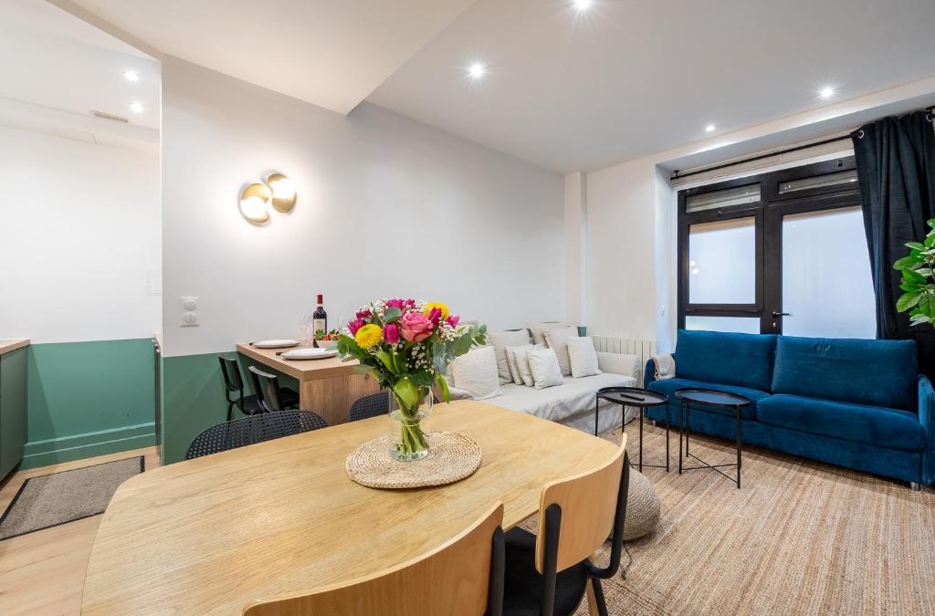 Le Marais l 5BR & AC - Duplex Home in Paris - 5