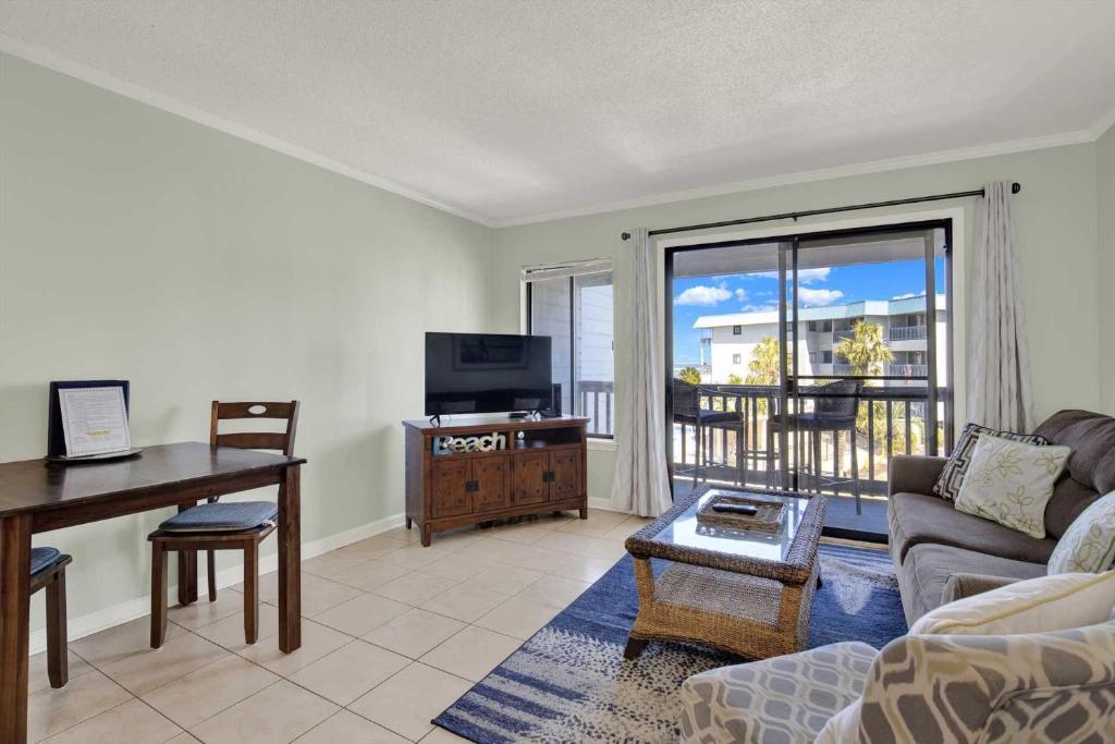 Savannah Beach & Racquet Club 217B, Tybee Island