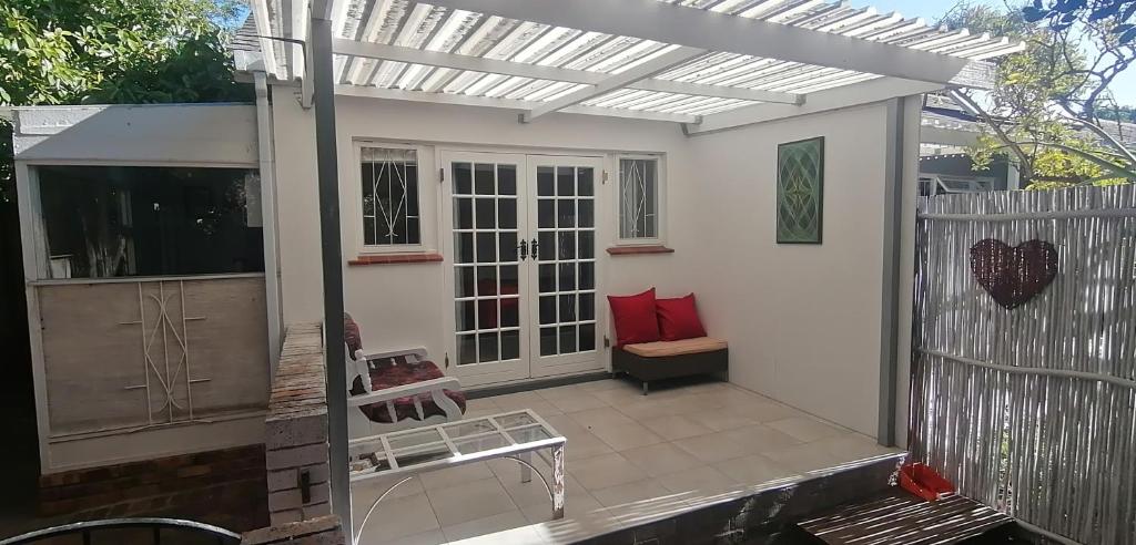 Tyler's at Nirvana, Constantia