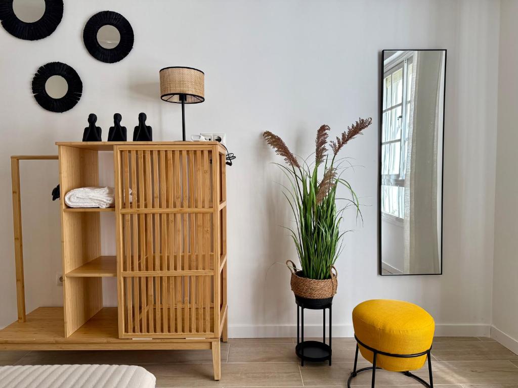 Cozy Apartment on Calle Agua FREE PARKING by Easytrip - 5
