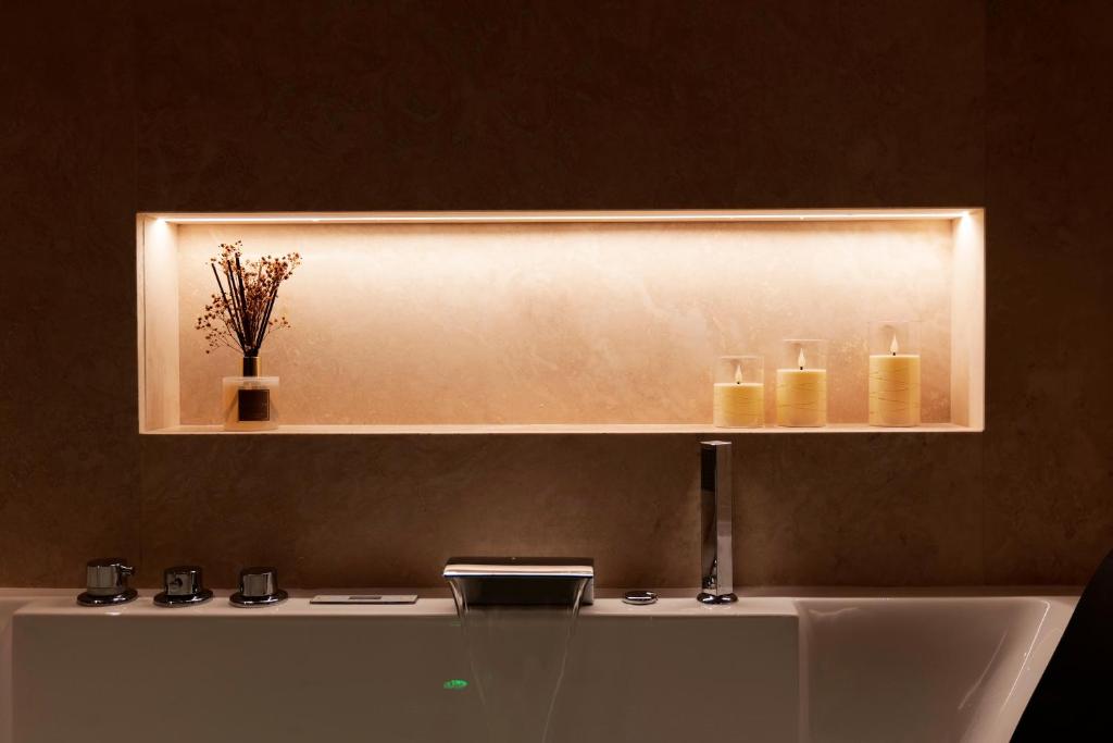 HeySuite Classic - Luxury House - Navona - 2