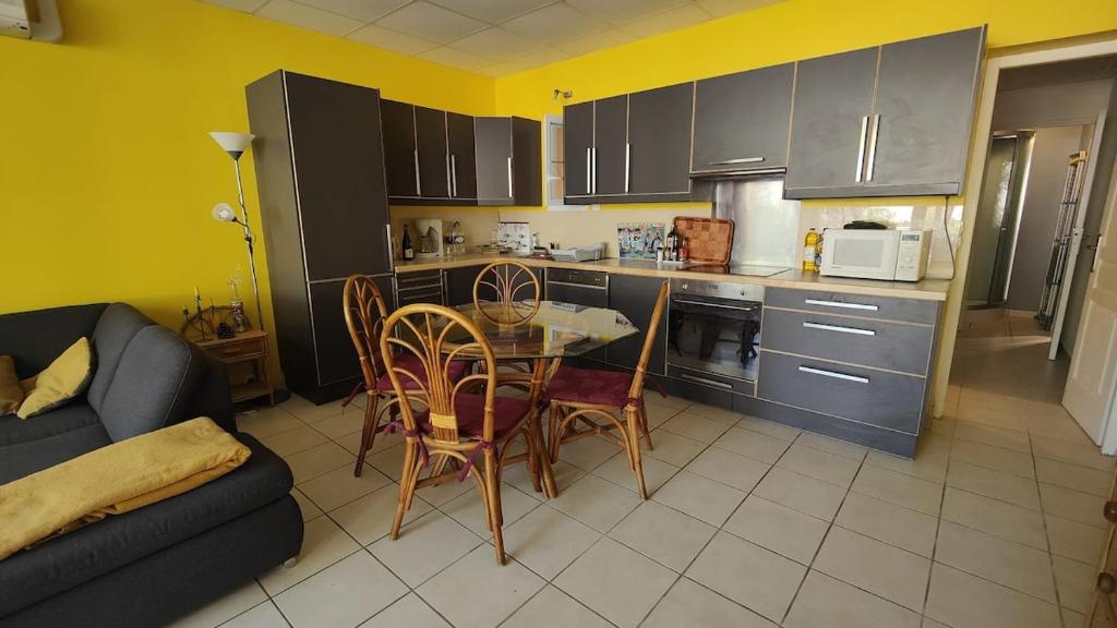 Appartement au calme en rdc - 1