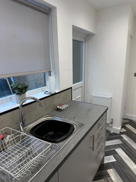 Cosy 2-Bed Flat, South Shields photo 6