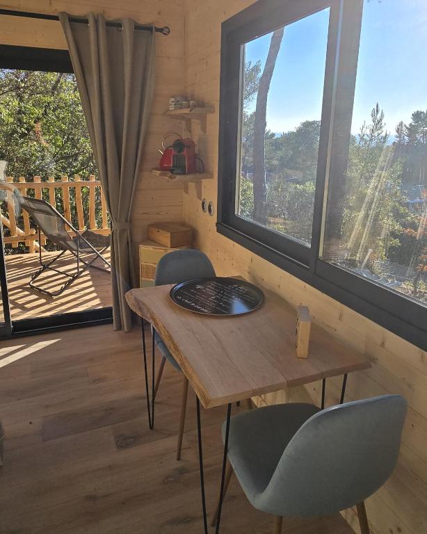 La Cabane Aixoise Piscine & Jacuzzi - 4