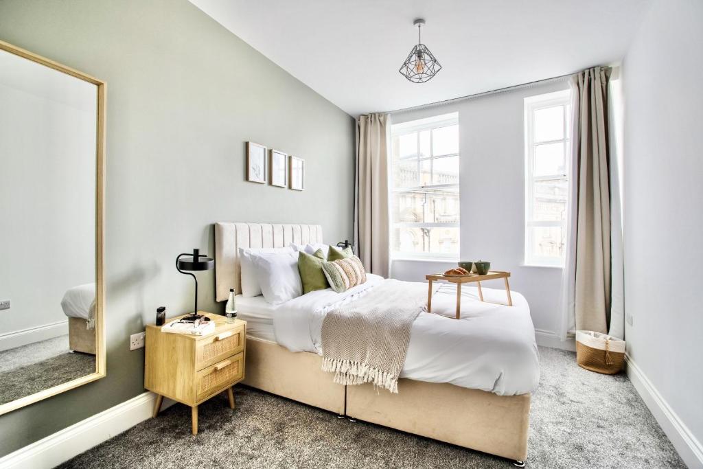 The Yorkshire Crown - Luxury Apartment - FREE PARKING Nearby, Harrogate