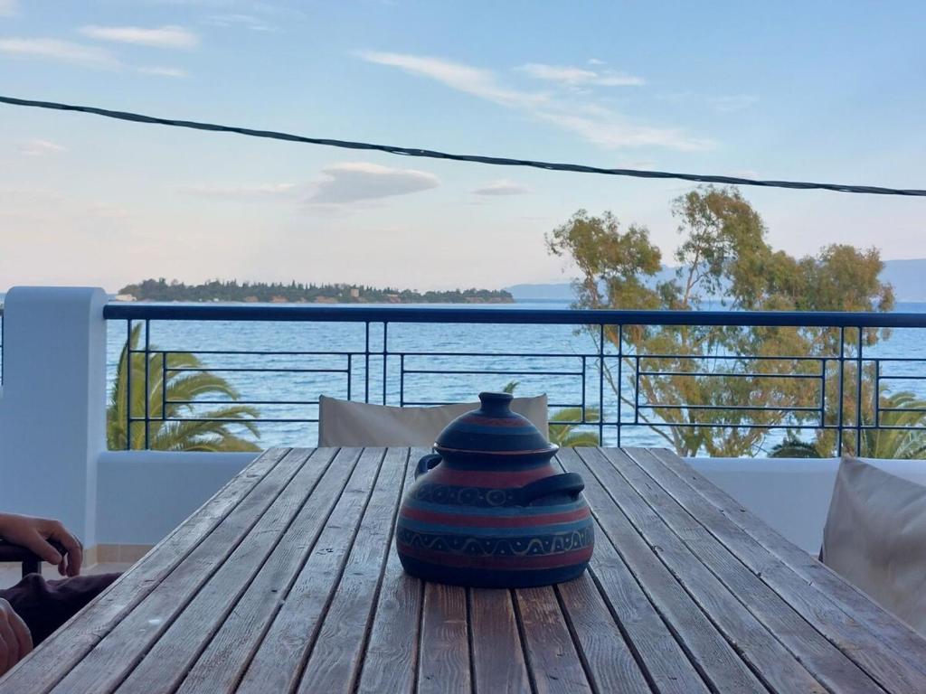 House on the beach, Eretria