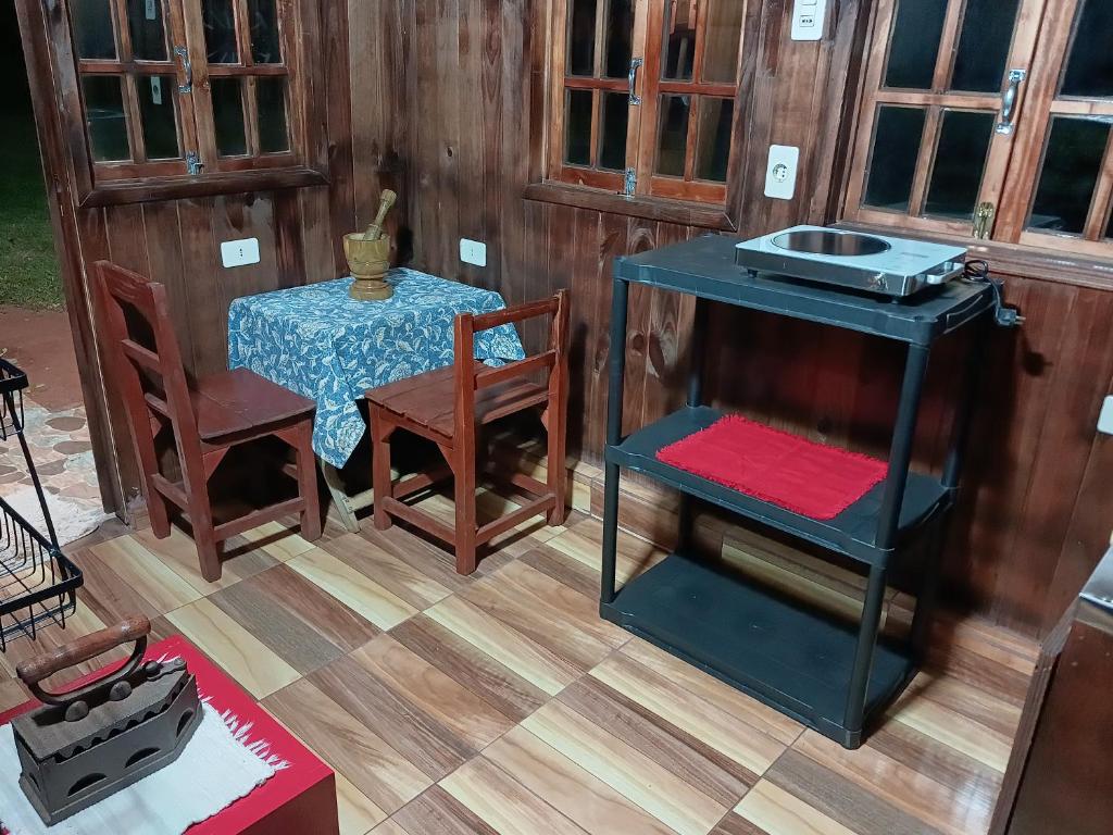 2 Cabañas Para Parejas Con Baño Privado y 3 Cabañas en Bungalow Para 4 Personas Cada Una Con Baño Compartido - 4