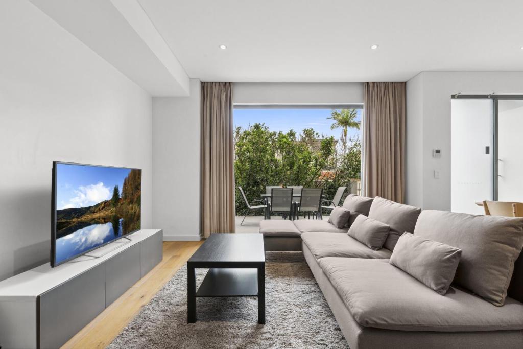 Bright & Modern 3-Bed Townhouse in Rosebery, Sydney