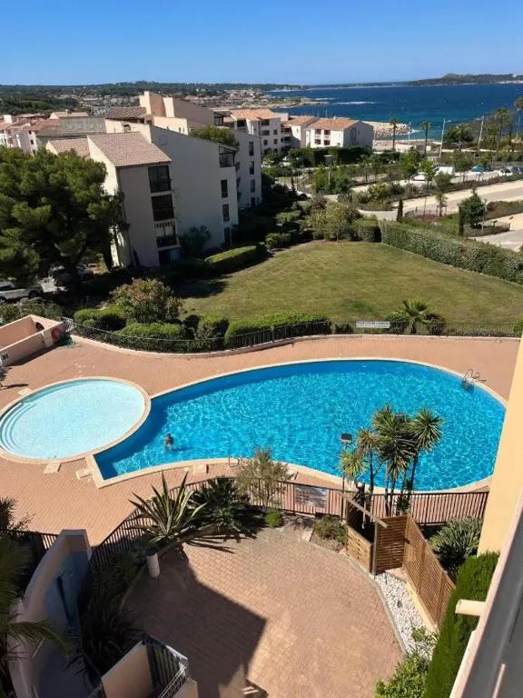 Appartement moderne avec vue mer à Six-Fours-les-Plages - 4
