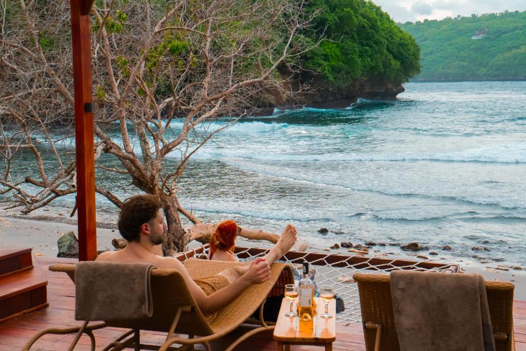 Beachfront Luxury Dome Villas &#8211; Gamat Bay Resort