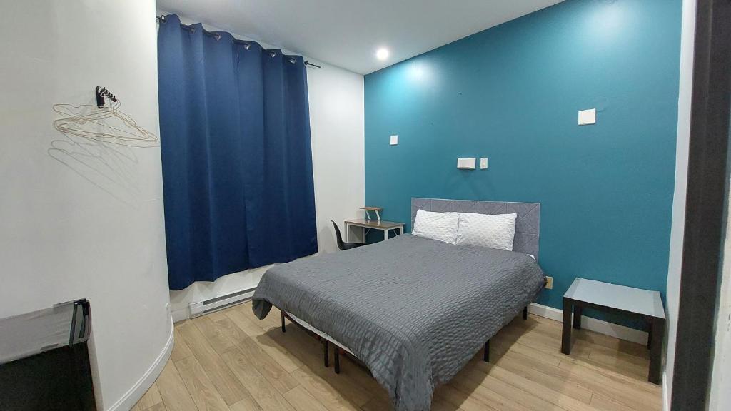APD Hotel Room