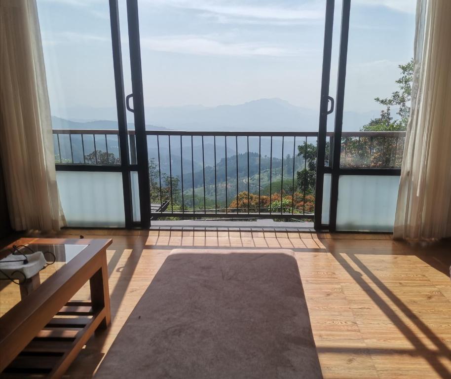 THE RIVERSTON GRAND 眺望