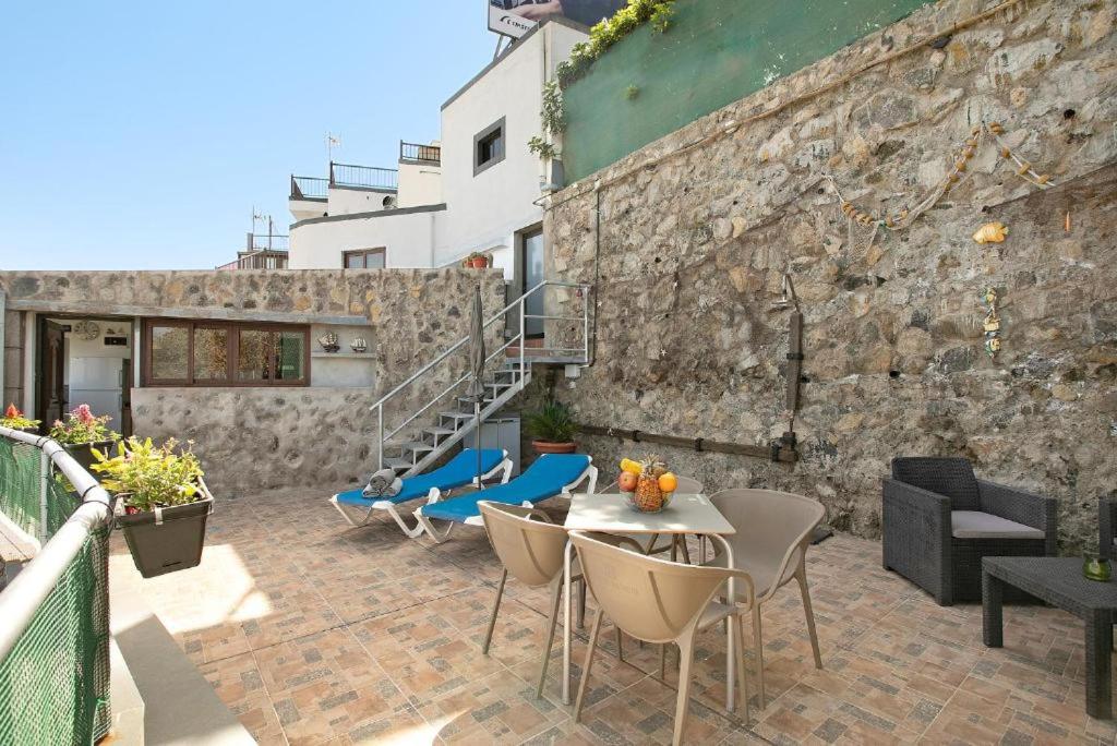 Bisangel House - 2