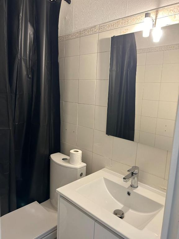 Foch 3-Studio-Beziers center -wifi -tv connected - 4
