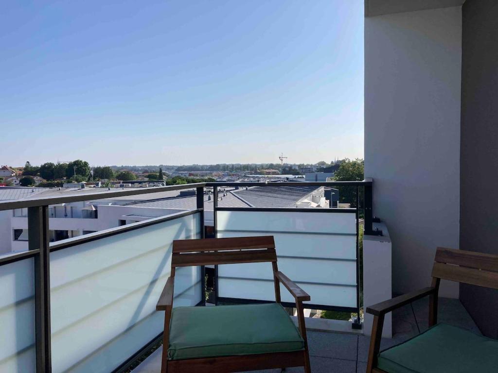 T2 centre ville Anglet dernier étage parking en sous-sol WIFI smart TV serviettes et draps inclus - 5