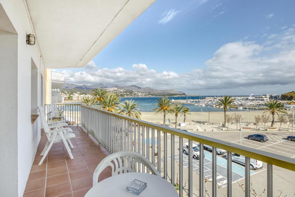 Apart Mediterranean View 2-1, Llança