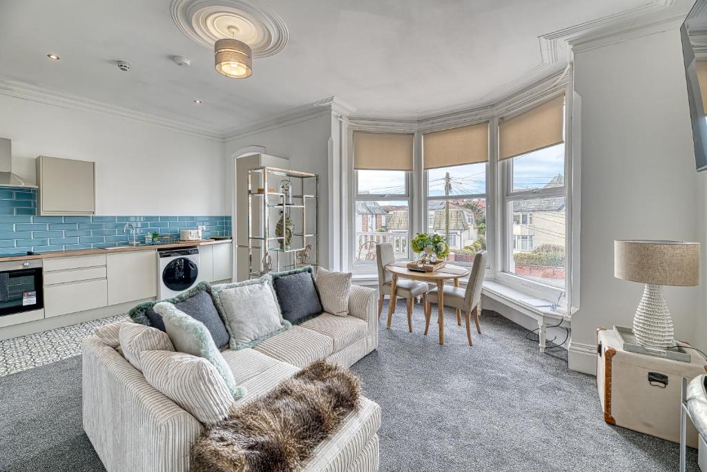 Fairhaven View by Guestz, Lytham St Annes