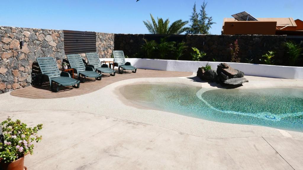 Home2Book Casa Julianna, Dream Oasis with Pool - 1