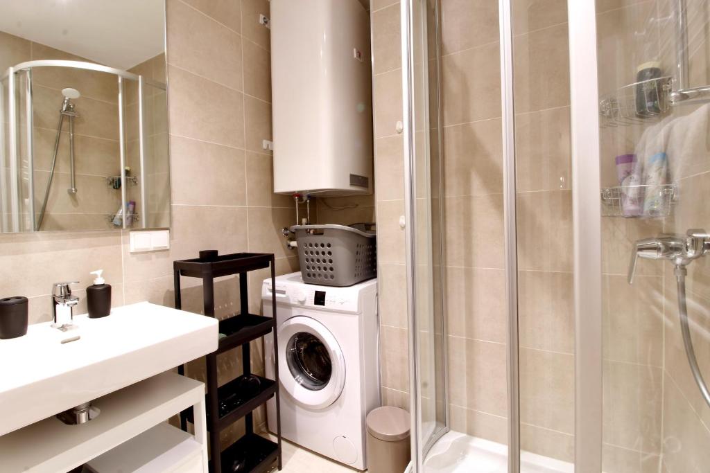 Graz central Penthouse Style Apt - 2