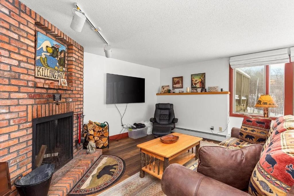 Fall Line Condo G3 S'mores & Slopes condo, Killington