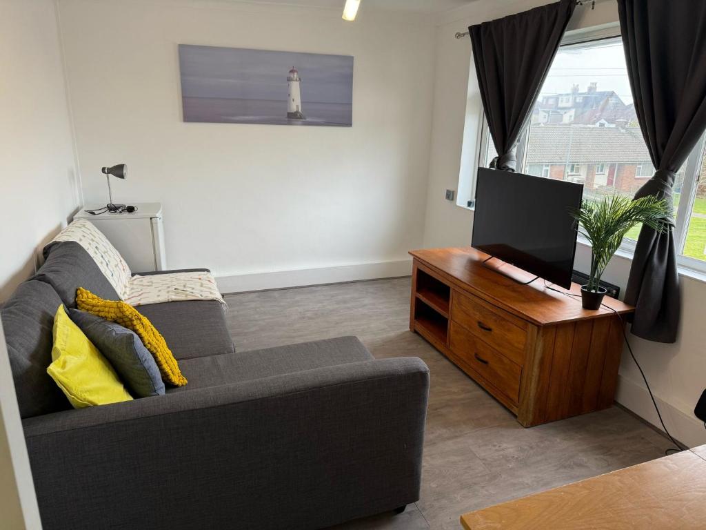 Apartment !MAE11, Kingswood