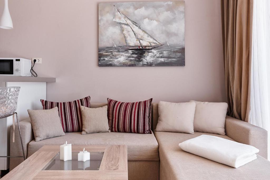 Boka Side Apartment - 3