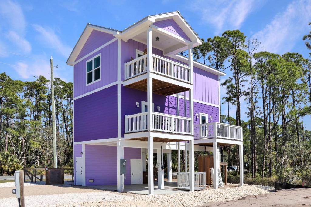 Purple Haze by Pristine Properties Vacation Rentals, Indian Pass