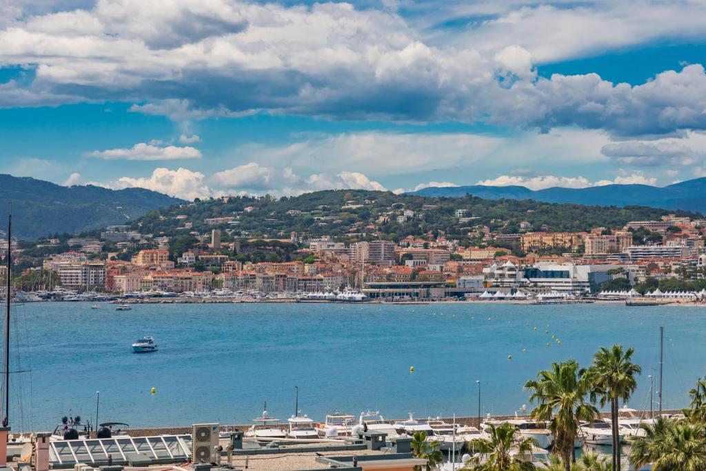 Appartement vue mer panoramique, Cannes