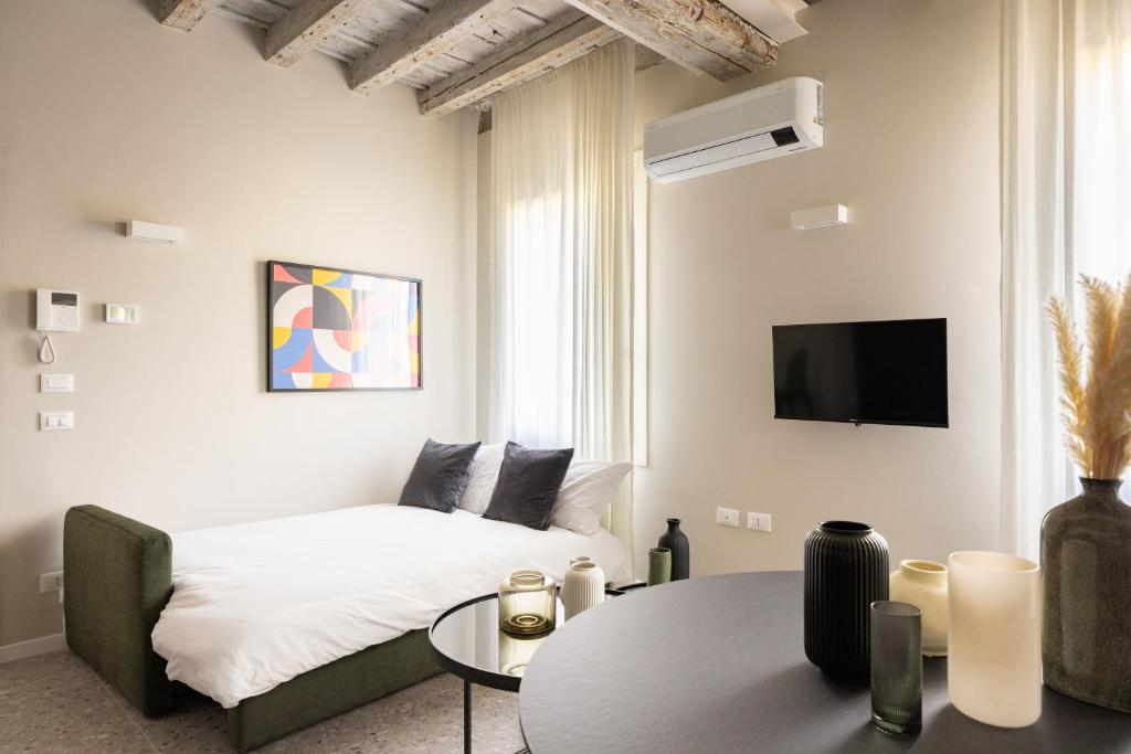 PALAZZO CIVIDALE Central Luxury Apartment A - 3