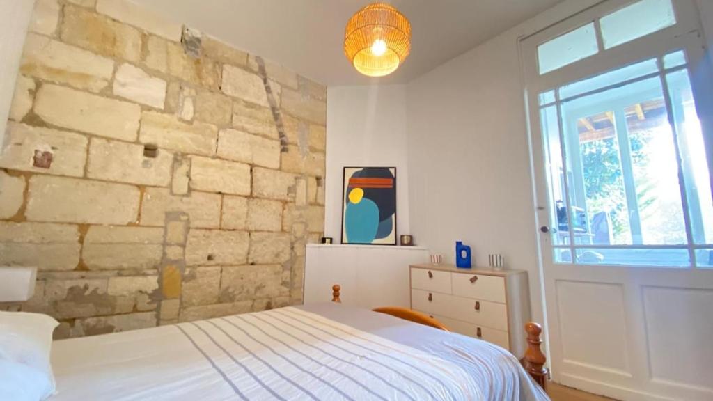 Charmant T2 avec Jardin, Barrière St-Genes, Talence