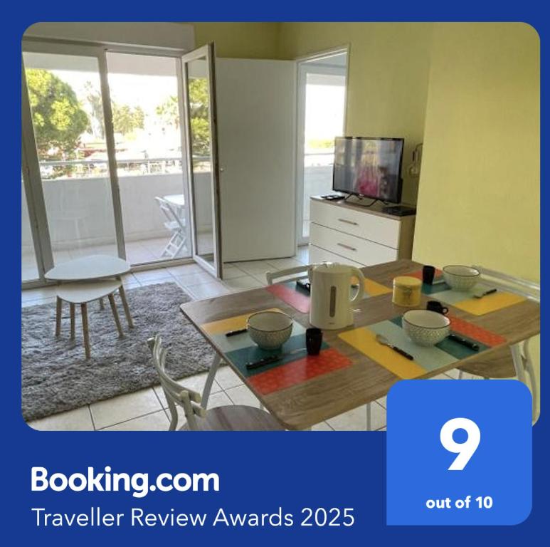 LUMINEUX 2 PIECES, TERRASSE, GARAGE PRIVE, en BORD DE MER, Villeneuve-Loubet