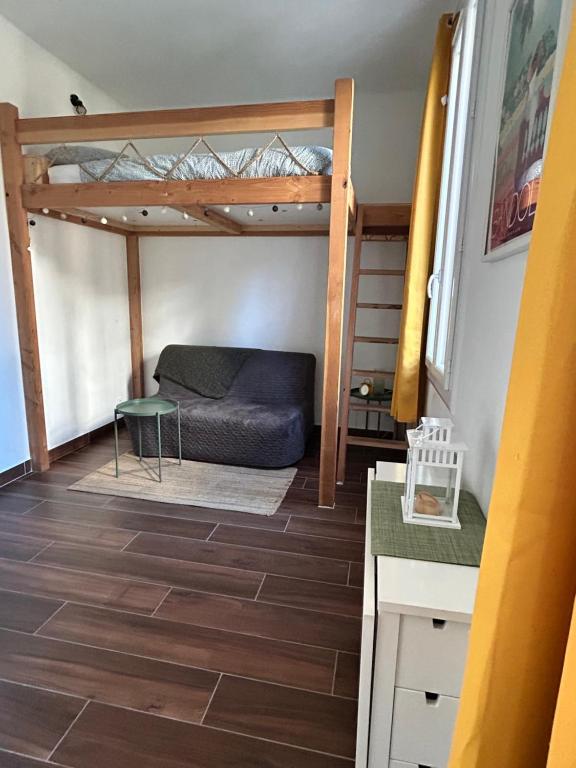 Agréable Studio Rénové avec place de parking - 1