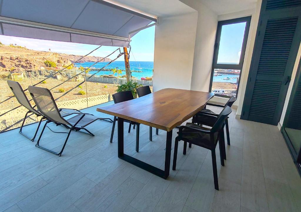 sun and seaview, Playa de San Juan