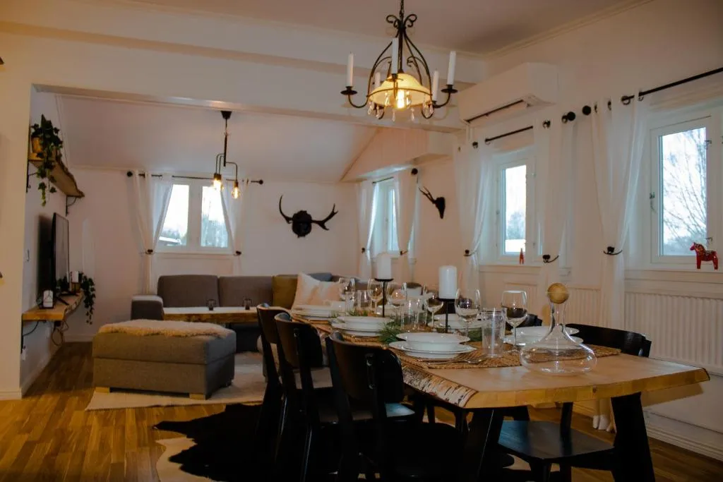 Designer Country Apartment, hotel in Borlänge
