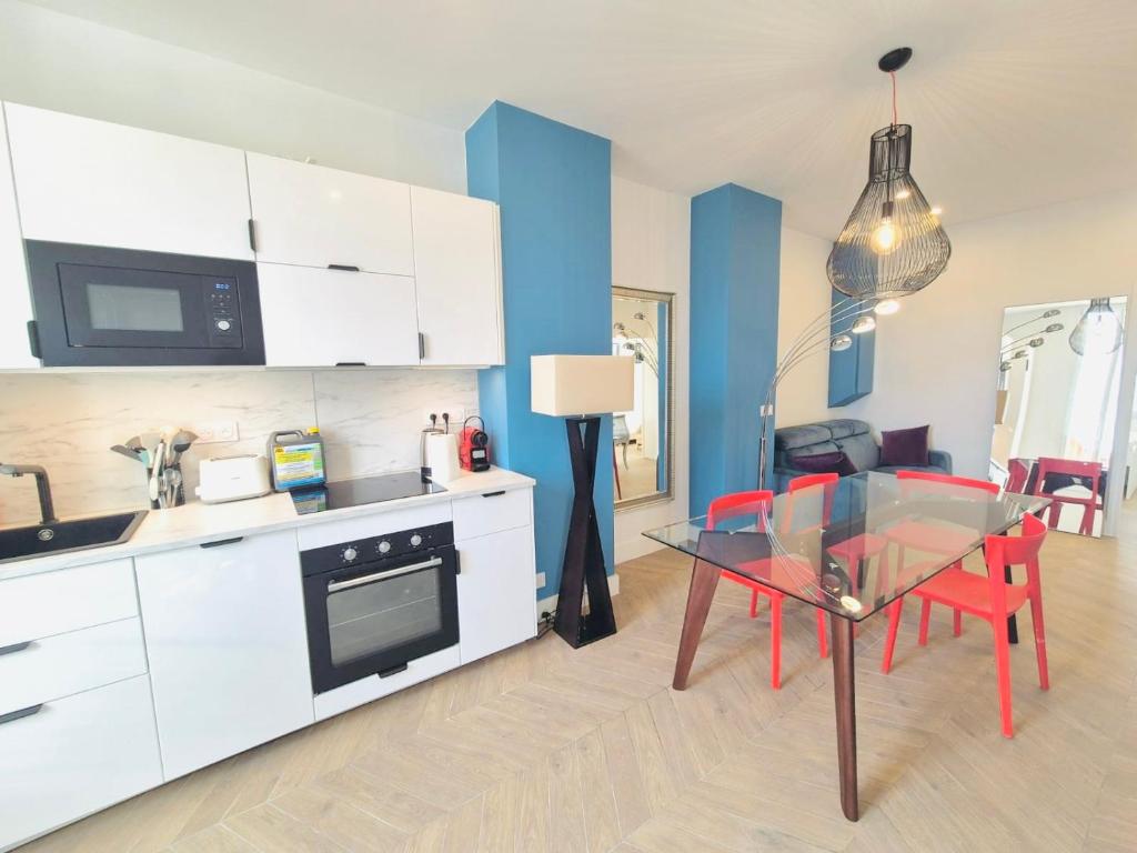 Luxury 3 bed 2 bath flat Cannes Croisette - 3